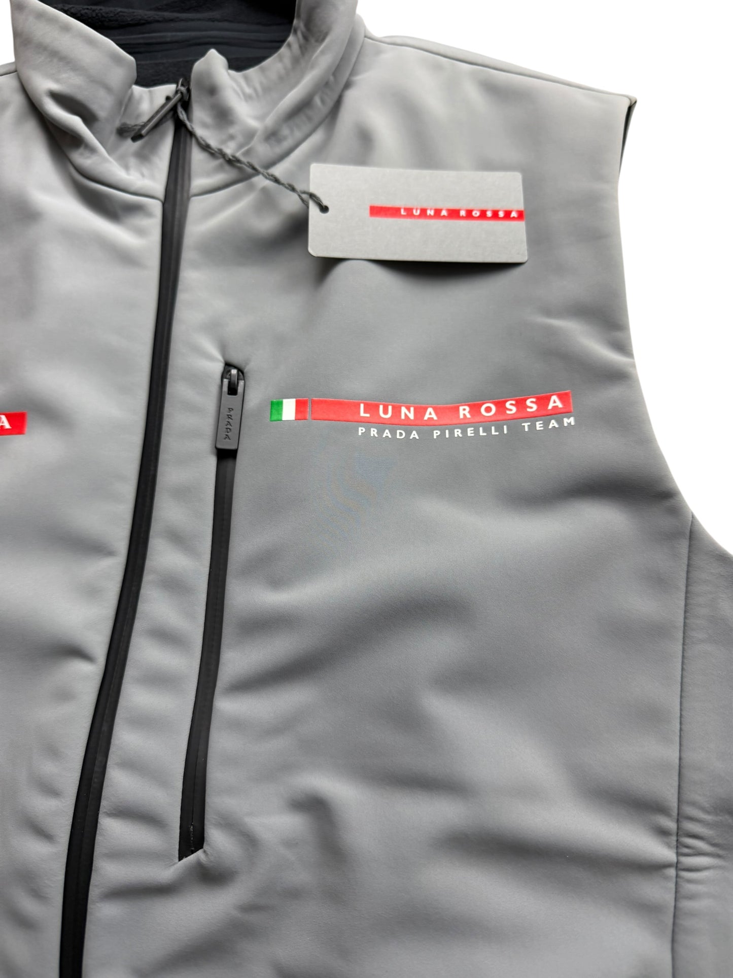 Prada Luna Rossa Veste | M