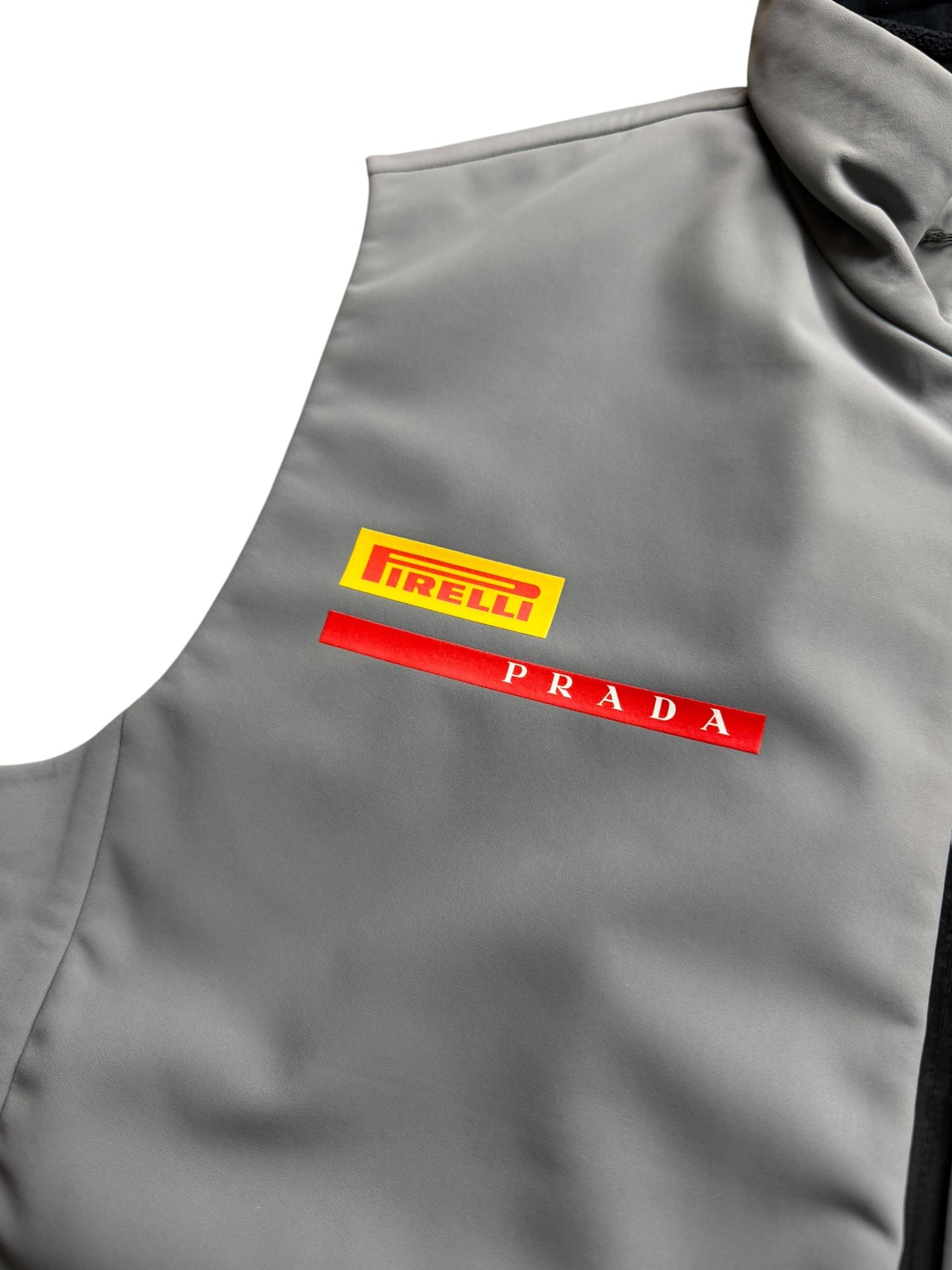 Prada Luna Rossa Veste | M