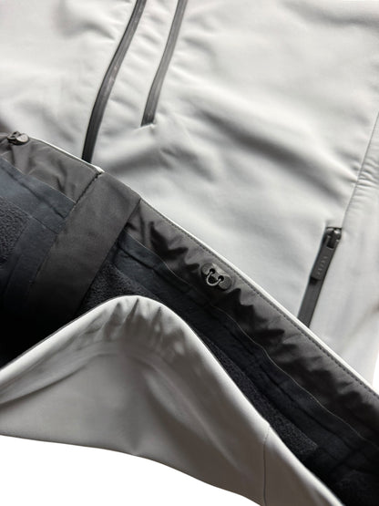 Prada Luna Rossa Veste | M