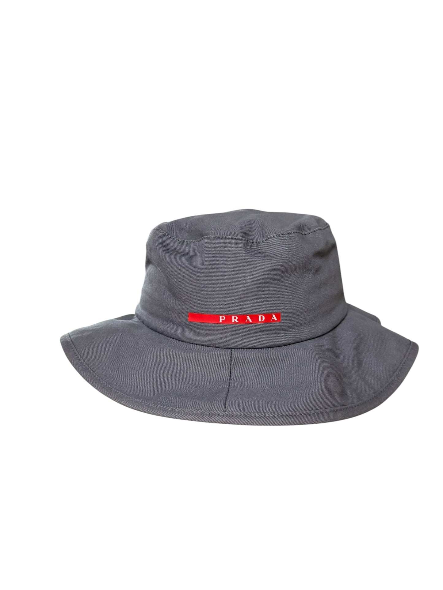 Prada Luna Rossa Hut | M