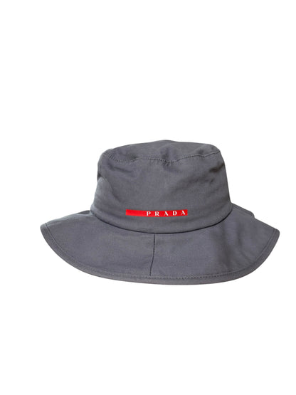 Prada Luna Rossa Hut | M