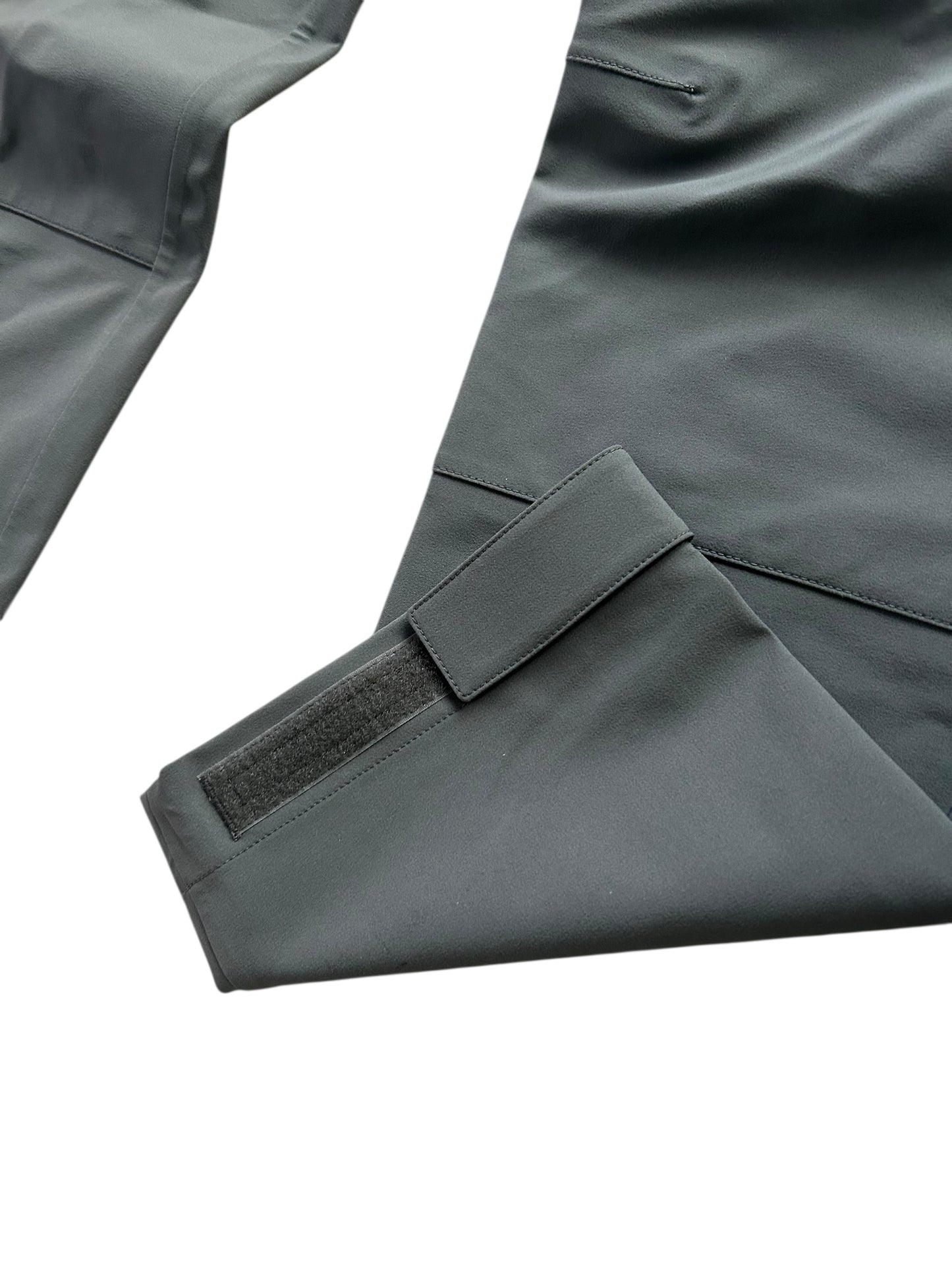 Prada Luna Rossa Cargo Pants | M